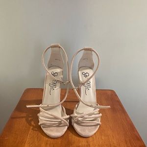 Nude heels